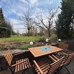 Haus Ostseesprung - Valentina Im Souterrain Mit Terrasse Und Gem Garten *