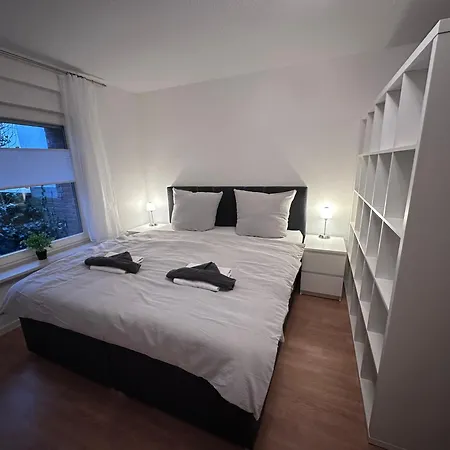 Haus Ostseesprung - Valentina Im Souterrain Mit Terrasse Und Gem Garten Apartment