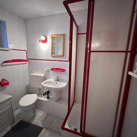 Haus Ostseesprung - Valentina Im Souterrain Mit Terrasse Und Gem Garten Apartment Bad Doberan
